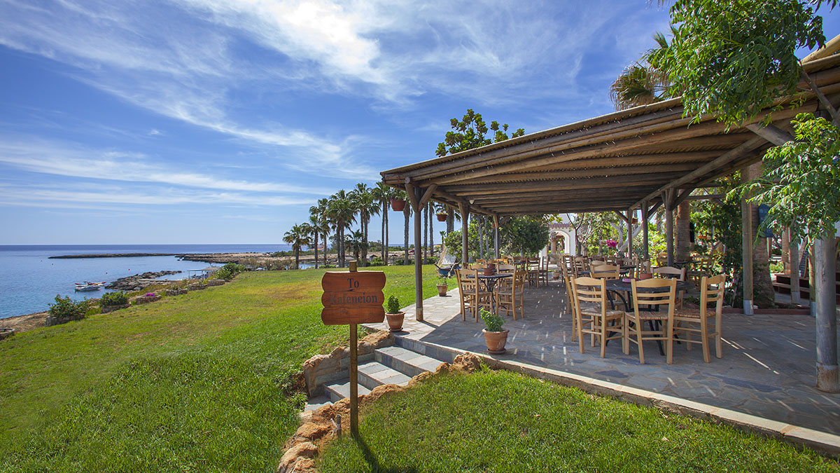 Cavo Maris Beach Hotel